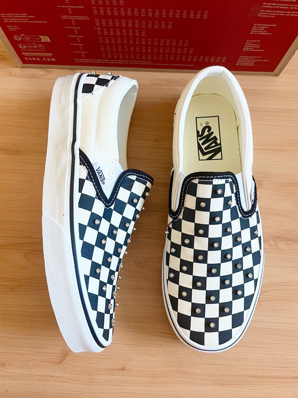 Vans Classic Slip-On Checkerboard Rhinestone Shoe Women 8.0 US